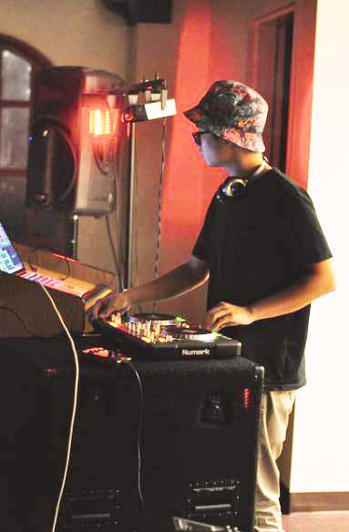Siu mixes on Soundcloud, DJ’s at dance
