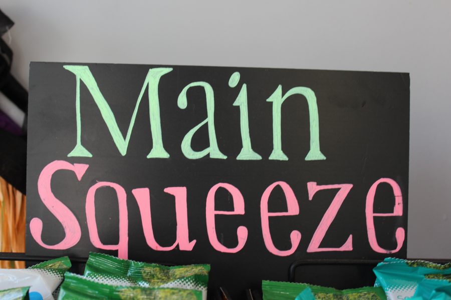 Meet Me @ Main Squeeze