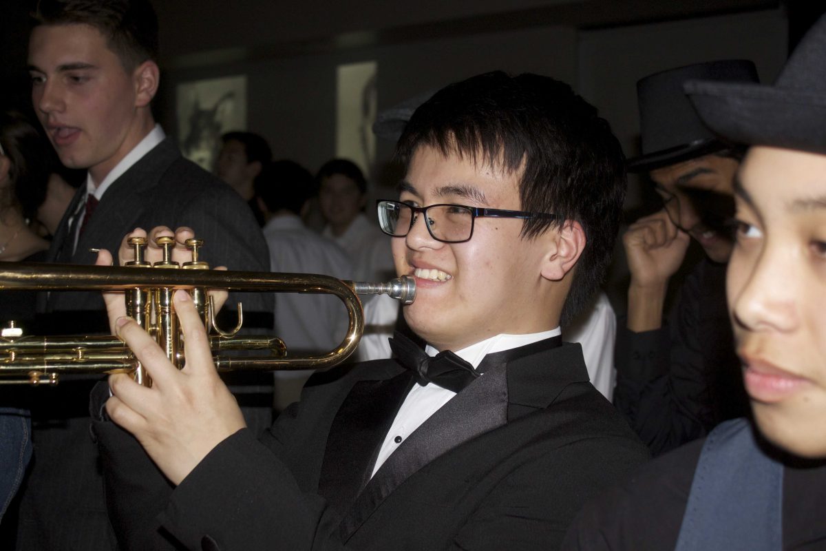 Students learn dances and history at twenties night