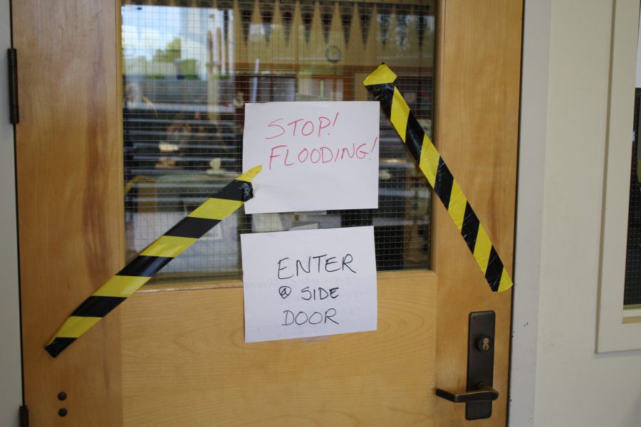 Flooding+in+Library+and+Room+30
