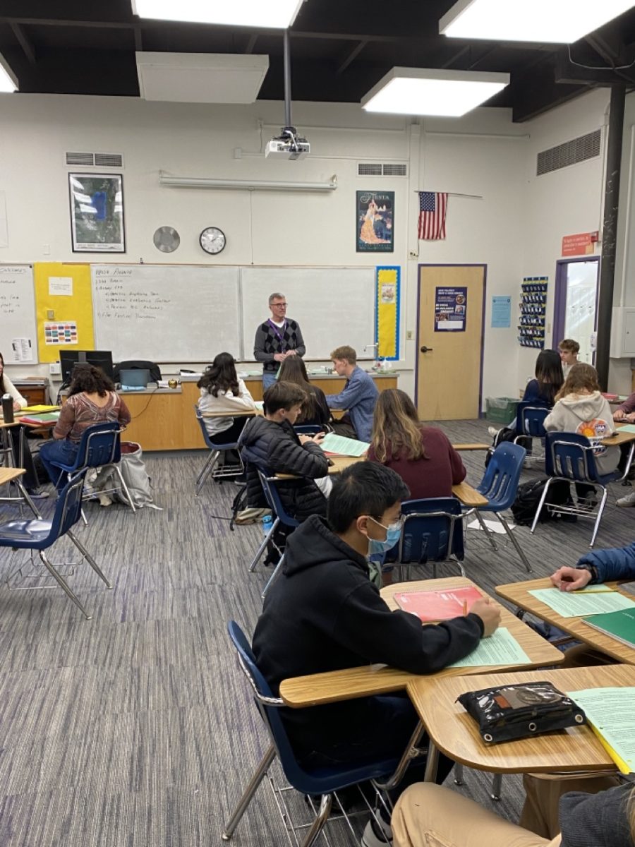 David Keller teaches his students in his AP US History class