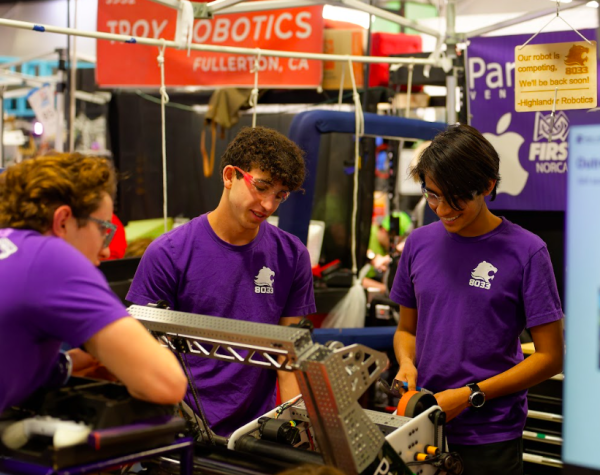 Reece Beck (12) and Ayaan Jajodia (11) at the Orange Country Regional, the qualifying competition for Worlds