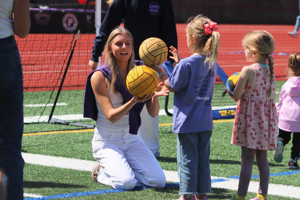 Play Like a Girl+ Scores Over 1,000 Attendees